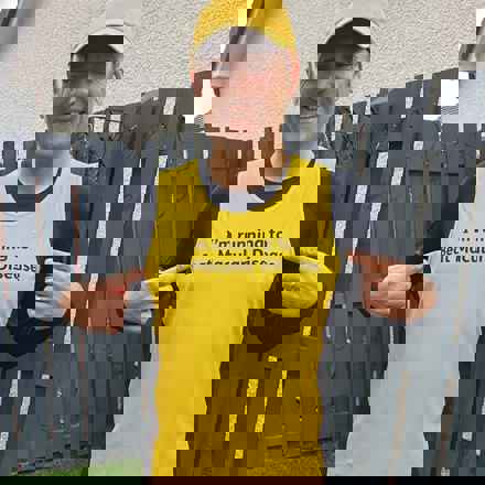 Scott Hamilton in Macular Society t-shirt